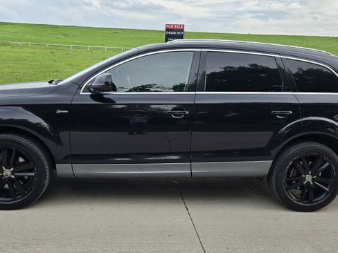 Used 2011 Audi Q7 3.0T Premium image 4