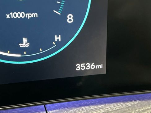 Used 2024 Hyundai Santa Fe Limited w/ Tow & Go Package image 19