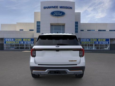 New 2026 Ford Explorer Tremor w/ Tremor Convenience Package image 5