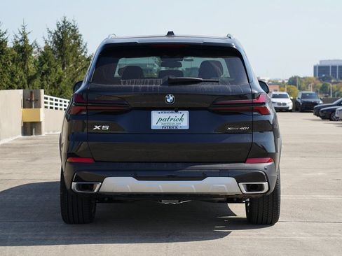 Used 2026 BMW X5 xDrive40i w/ Parking Assistance Package AWD/4WD image 5