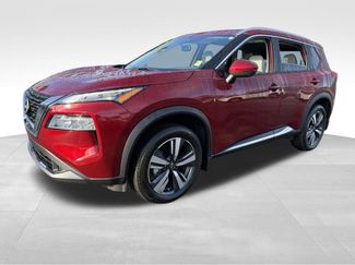 Used 2023 Nissan Rogue SL video 3