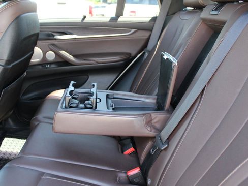 Used 2017 BMW X5 xDrive50i AWD/4WD image 62