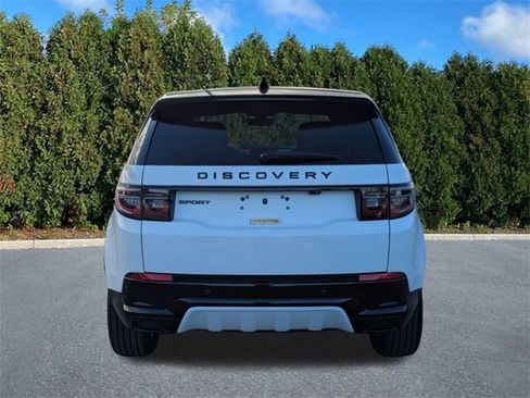 Certified 2025 Land Rover Discovery Sport Dynamic SE image 5