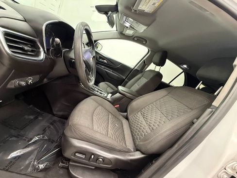 Used 2019 Chevrolet Equinox LT AWD/4WD image 17