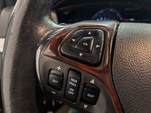 Used 2014 Lincoln MKS AWD w/ Equipment Group 201A image 25