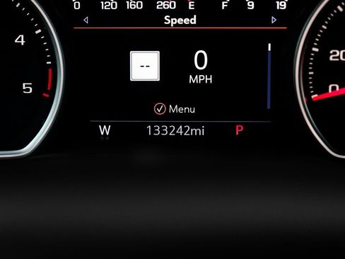 Used 2022 Chevrolet Silverado 2500 High Country w/ Safety Package II image 3