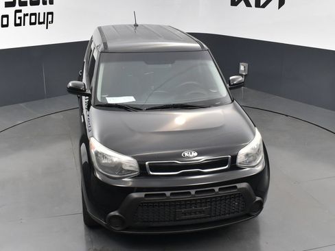 Used 2015 Kia Soul + FWD image 16