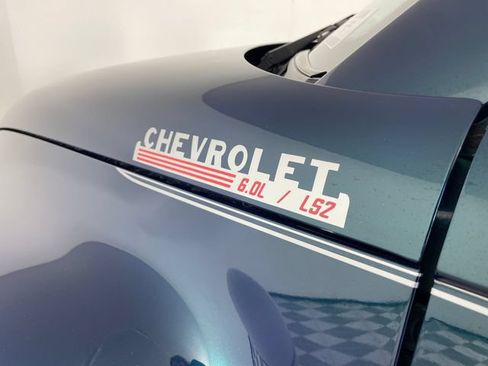 Used 2005 Chevrolet SSR w/ Preferred Equipment Group RWD image 20