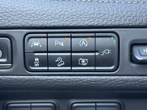 Used 2022 GMC Yukon Denali image 25