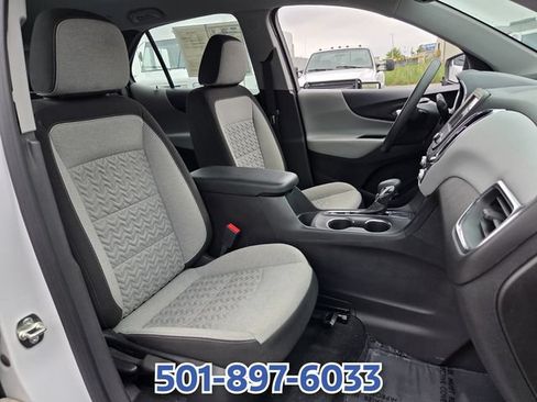 Used 2024 Chevrolet Equinox LS FWD image 15