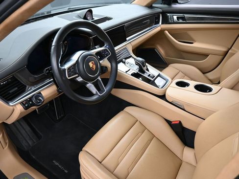 Certified 2018 Porsche Panamera Turbo S image 4