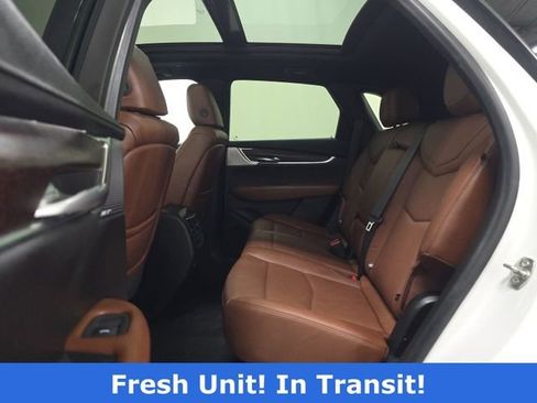 Used 2022 Cadillac XT5 Premium Luxury AWD/4WD image 7