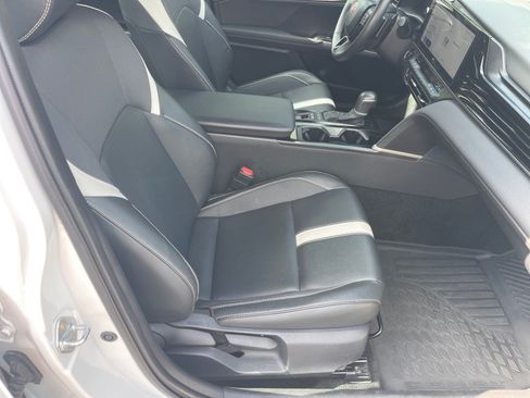 Used 2026 Toyota Camry SE w/ Multimedia Upgrade Package FWD image 19