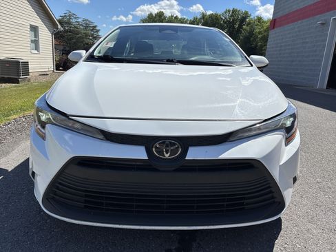 Certified 2024 Toyota Corolla LE FWD image 8