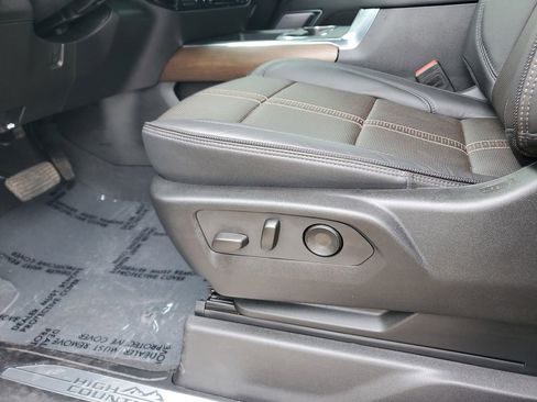 Used 2025 Chevrolet Silverado 2500 High Country w/ Technology Package image 24