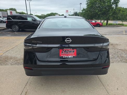 New 2026 Nissan Sentra SV FWD image 4