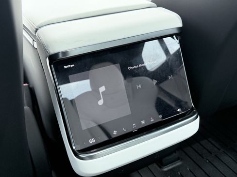 Used 2026 Tesla Model S Plaid AWD/4WD image 52