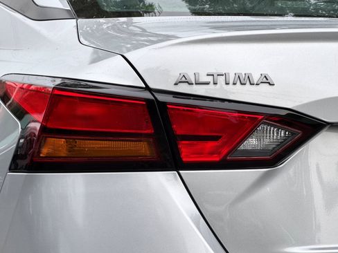 Used 2023 Nissan Altima 2.5 S image 26