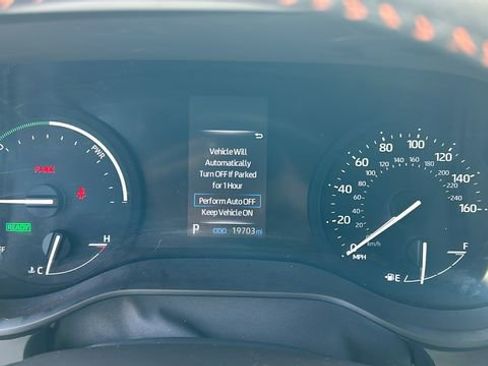 Used 2024 Toyota Sienna XSE w/ XSE Plus Package image 19