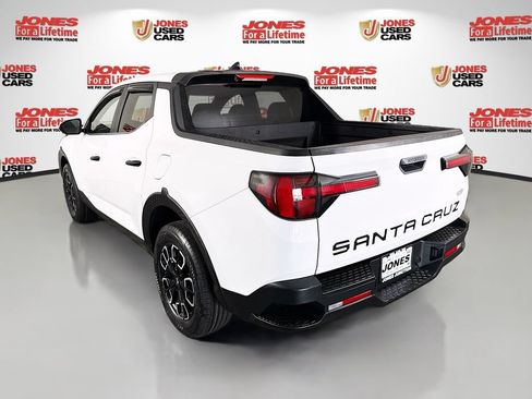 Certified 2022 Hyundai Santa Cruz SE w/ Cargo Package FWD image 2