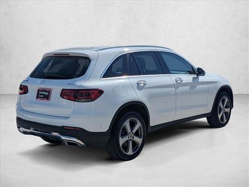Used 2022 Mercedes-Benz GLC 300 4MATIC image 5