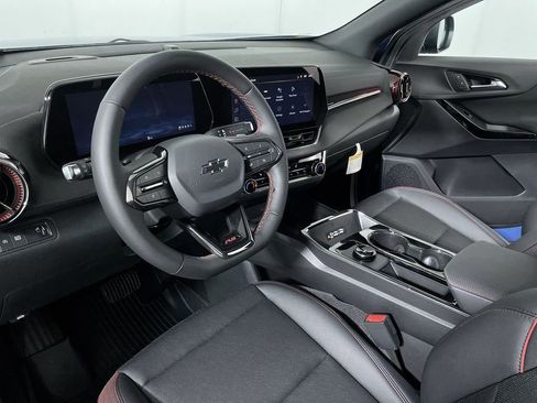 New 2026 Chevrolet Equinox RS w/ LPO, Floor Liner Package image 11