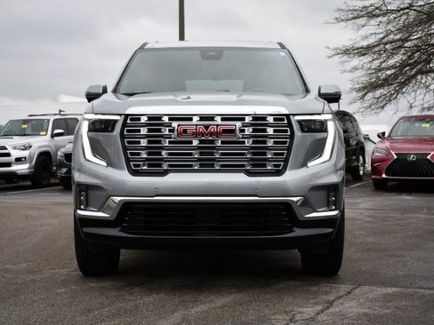 Used 2024 GMC Acadia Denali w/ Super Cruise Package image 2