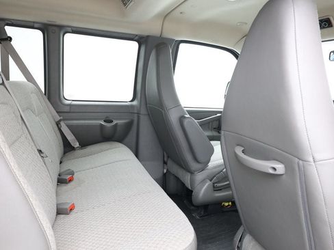 Used 2024 Chevrolet Express 3500 LS RWD image 21