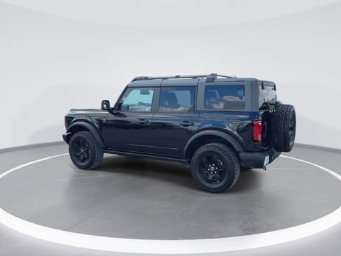 Certified 2024 Ford Bronco Black Diamond image 7