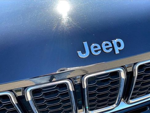 Used 2021 Jeep Grand Cherokee L Limited image 29