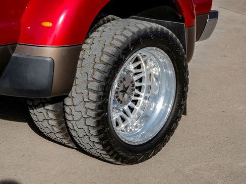 Used 2015 Ford F350 Lariat w/ Lariat Interior Package image 64