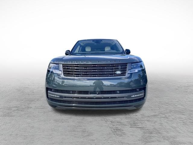 New 2027 Land Rover Range Rover Long Wheelbase SE AWD/4WD image 2