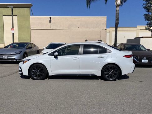 Certified 2026 Toyota Corolla SE w/ SE Package FWD image 2