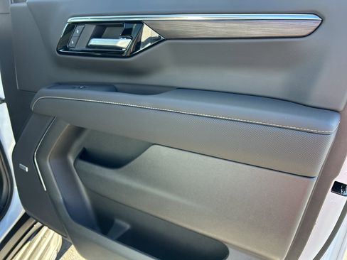 New 2026 Chevrolet Tahoe Premier image 23