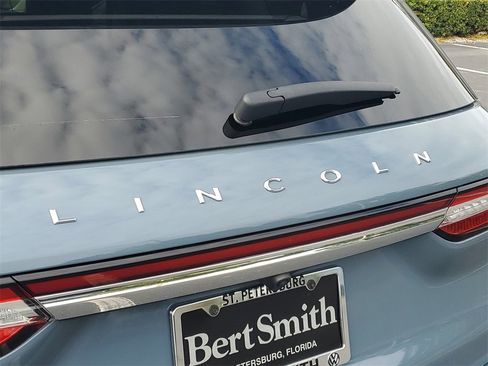 Used 2023 Lincoln Corsair FWD w/ Equipment Group 101A image 5