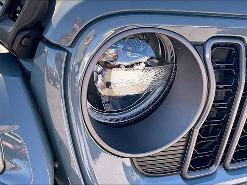 Used 2024 Jeep Wrangler Sport S image 29