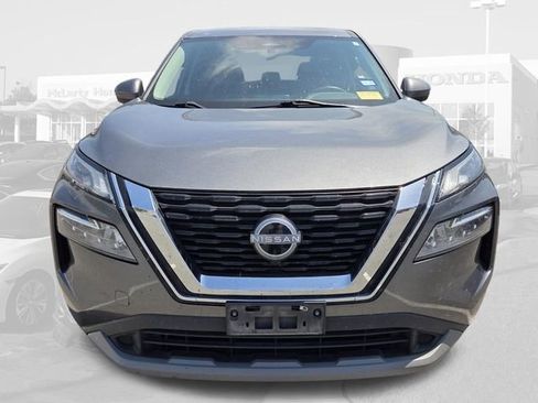 Used 2023 Nissan Rogue SV FWD image 8