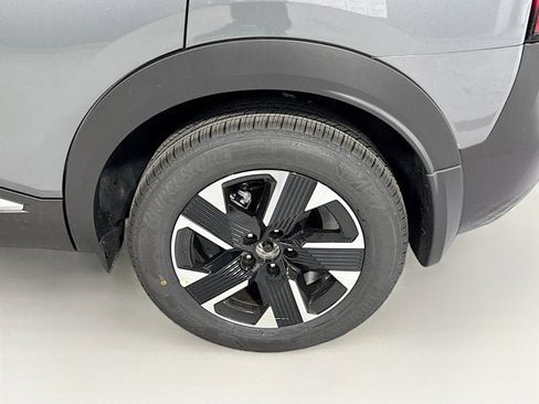 New 2026 Nissan Kicks SV w/ Cold Weather Package AWD/4WD image 9