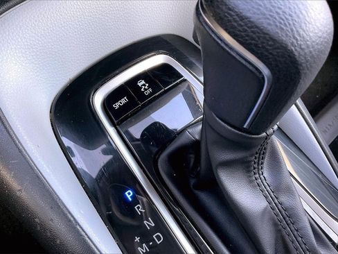 Used 2022 Toyota Corolla SE image 24