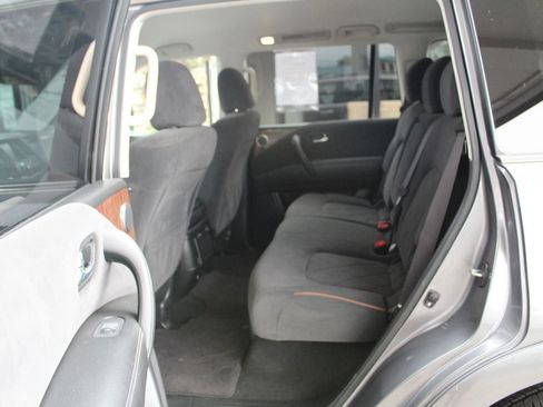 Used 2019 Nissan Armada SV image 14
