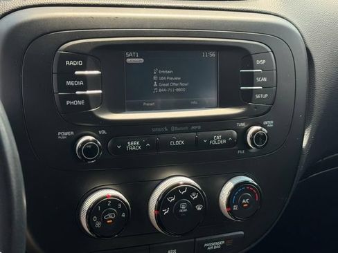 Used 2016 Kia Soul + FWD image 15