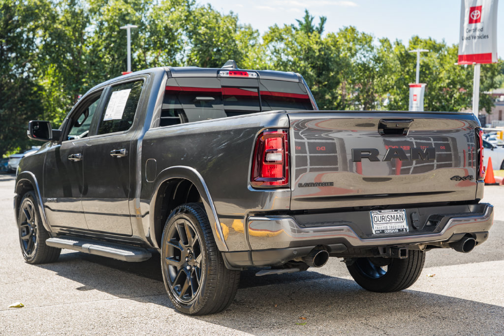 Used 2025 RAM 1500 Laramie w/ Night Edition AWD/4WD image 5
