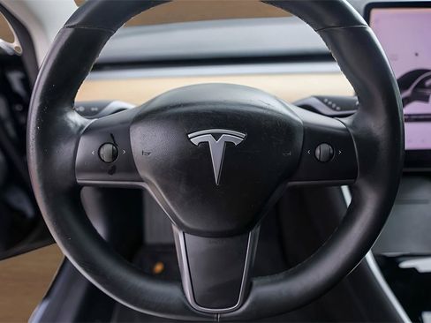 Used 2018 Tesla Model 3 Long Range image 10