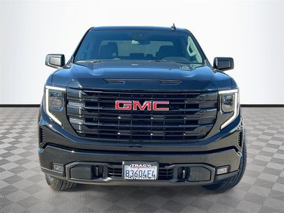 Used 2025 GMC Sierra 1500 Elevation