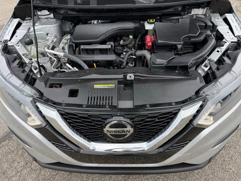 Used 2020 Nissan Rogue Sport SV w/ Technology Package AWD/4WD image 38