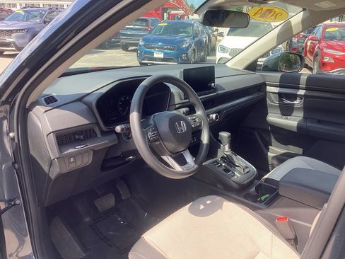 Used 2024 Honda CR-V EX image 11
