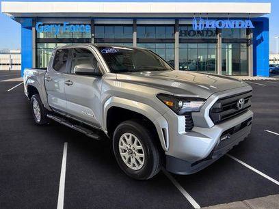 Used 2025 Toyota Tacoma SR5