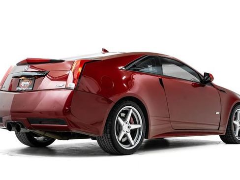 Used 2011 Cadillac CTS V w/ Wood Trim Package image 4