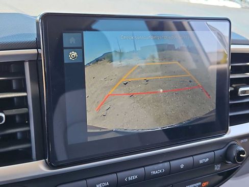 Used 2026 Hyundai Venue SEL FWD image 27