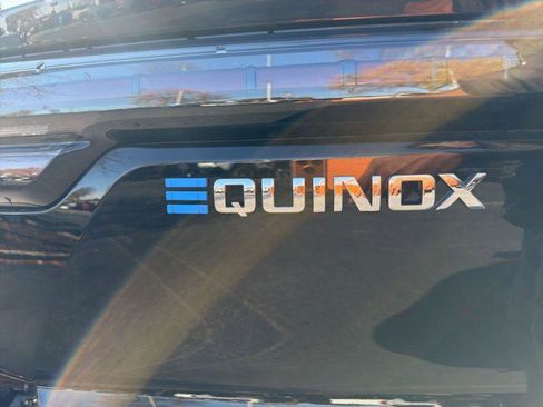New 2026 Chevrolet Equinox EV LT FWD image 37